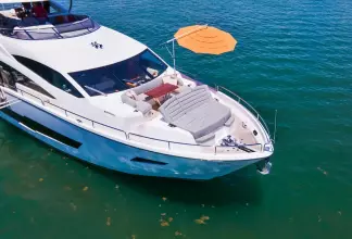 Thumbnail von Sunseeker 86 Yacht Docqua