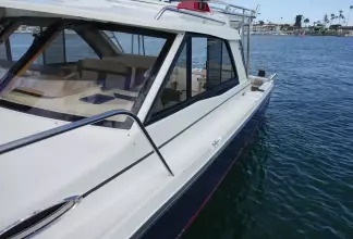 Thumbnail von Cutwater Boats C 30 Sedan OHANA