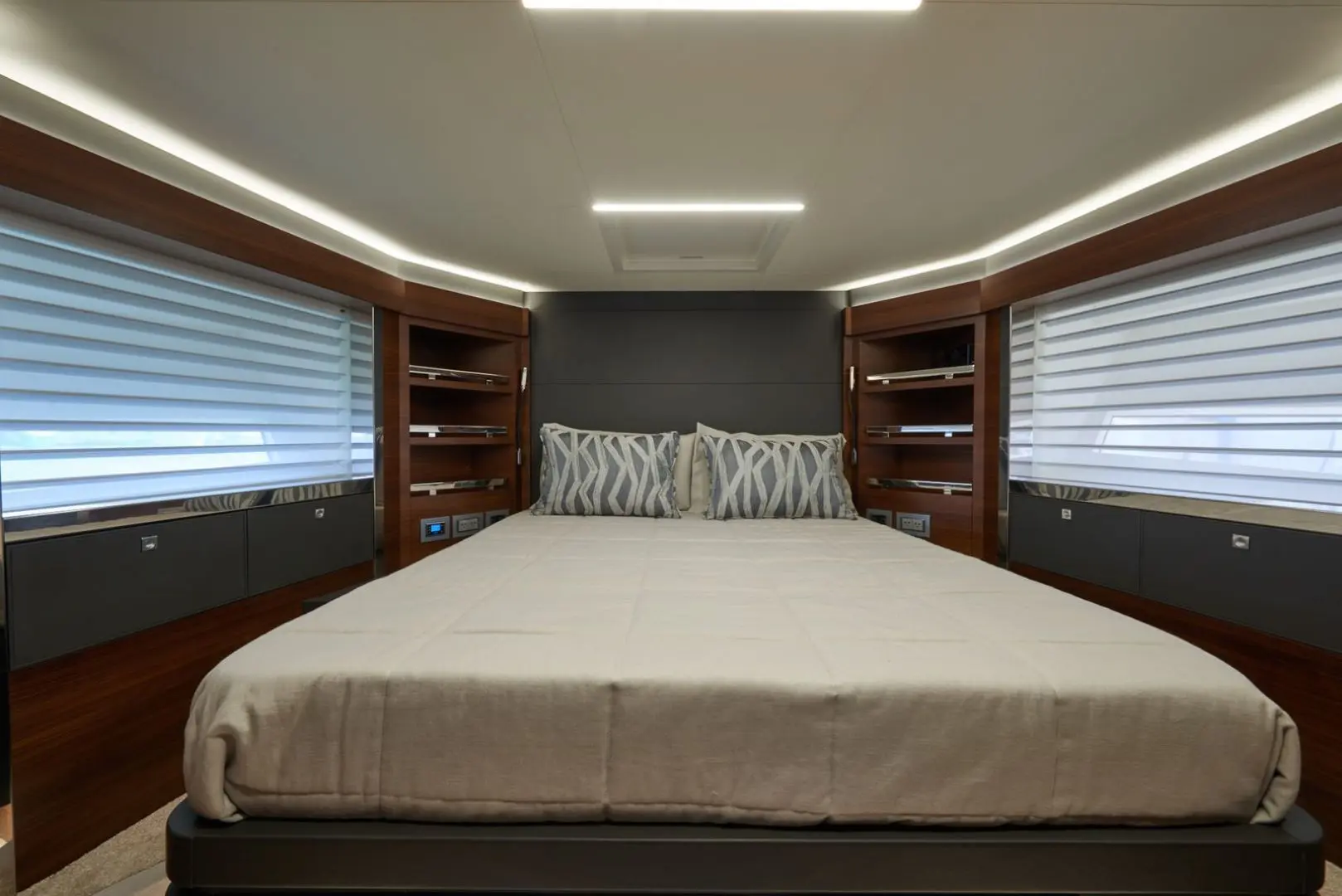 Thumbnail von Astondoa 80 Flybridge