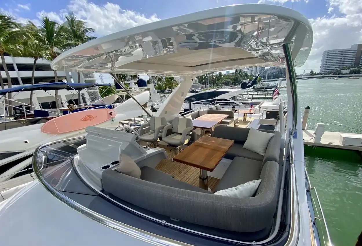 Thumbnail von Azimut Fly 53 Searenity II