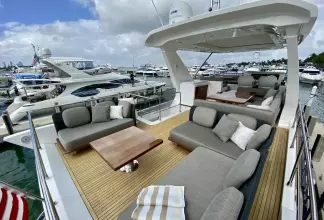 Thumbnail von Azimut Fly 53 Searenity II