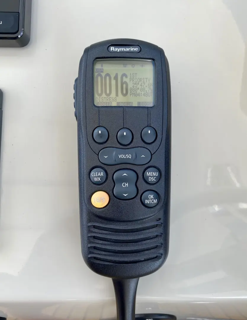 Thumbnail von Azimut Fly 53 Searenity II