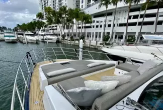 Thumbnail von Azimut Fly 53 Searenity II