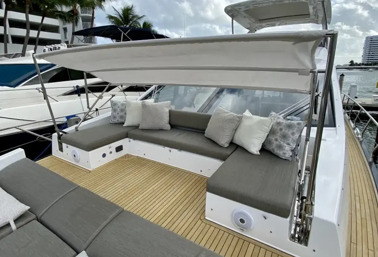 Thumbnail von Azimut Fly 53 Searenity II