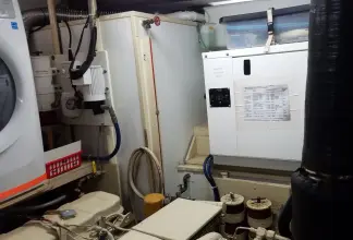 Thumbnail von Defever 53 POC Motor Yacht His and Hers