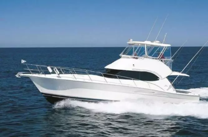 Riviera 42 Flybridge