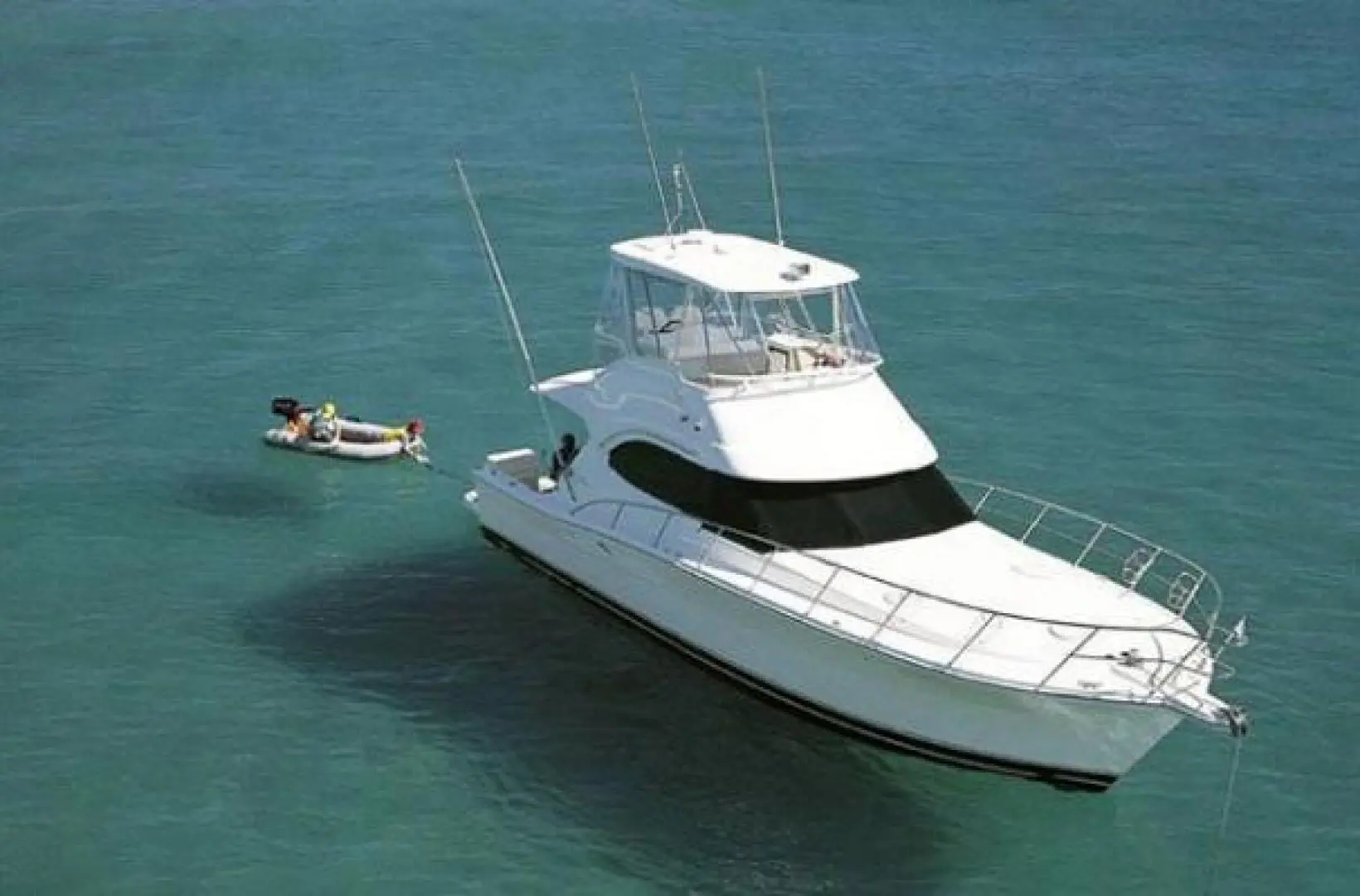 Thumbnail von Riviera 42 Flybridge