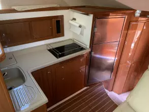 Thumbnail von Riviera 42 Flybridge