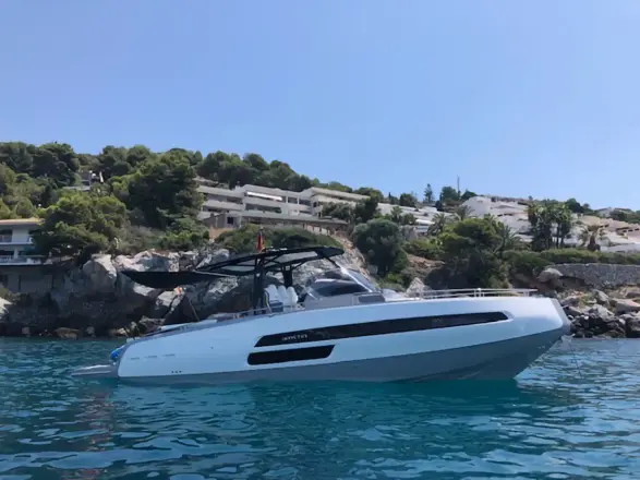 Invictus GT370