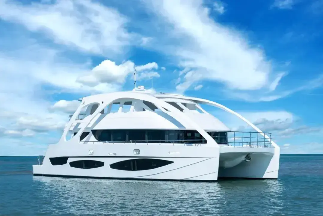 Bateau touristique Acury Cat 22 V1