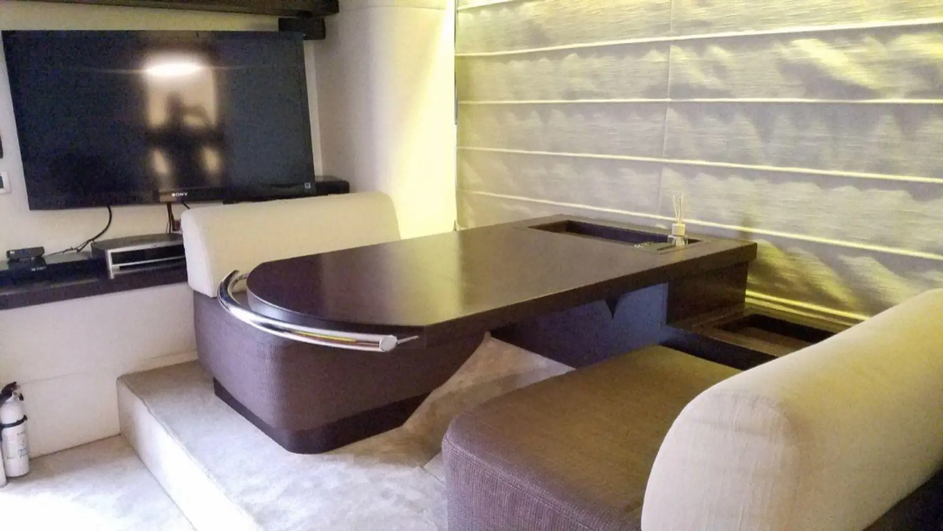 Thumbnail von Azimut 68