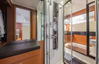 Thumbnail von Prestige 550 Proteus