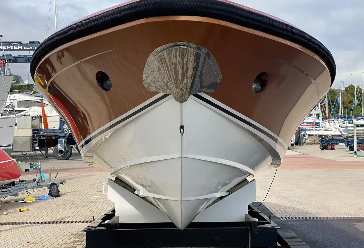 Thumbnail von Vikal 11.2m Limo Pelorus