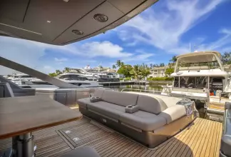 Thumbnail von Pershing 7X