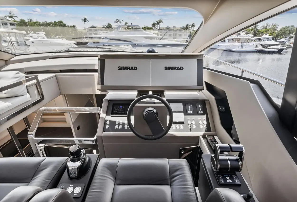 Thumbnail von Pershing 7X