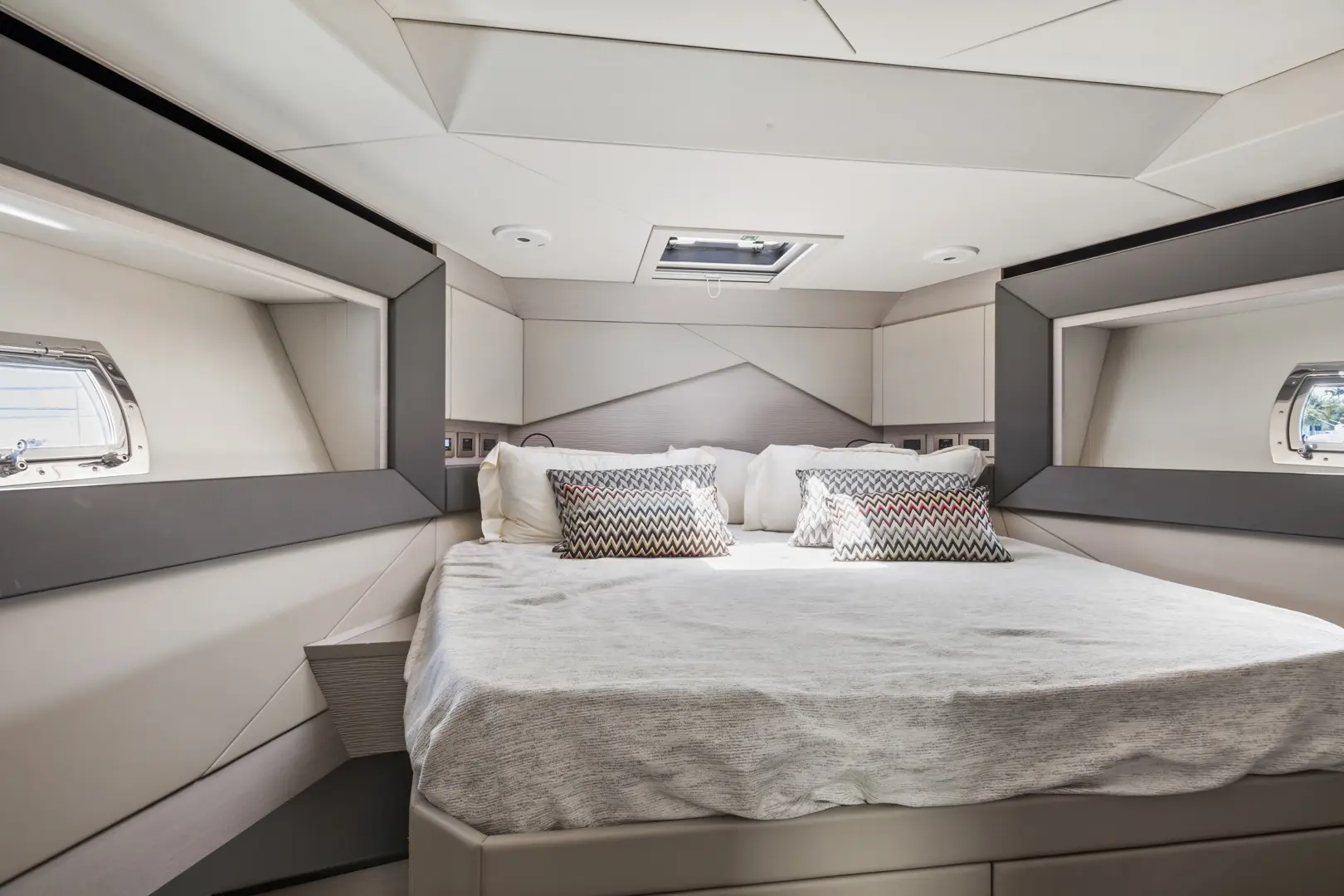 Thumbnail von Pershing 7X