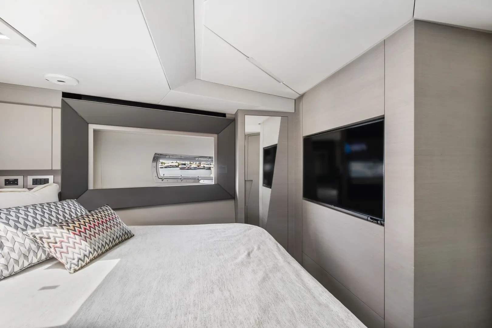 Thumbnail von Pershing 7X