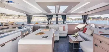 Thumbnail von Fountaine Pajot FP51
