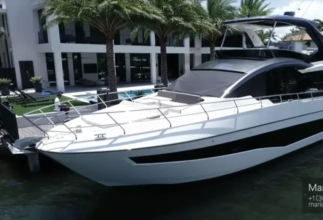 Astondoa 66 Flybridge AgroDolce