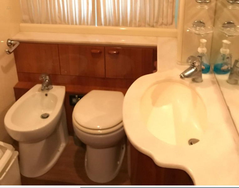 Thumbnail von Ferretti 72 Fly