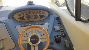 Thumbnail von Azimut 46 Fly