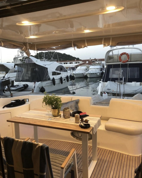 Thumbnail von Azimut 50 Fly