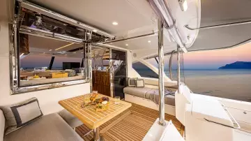 Thumbnail von Riviera 50 Sports Motor Yacht