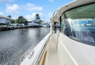 Thumbnail von Tiara Yachts 48LS