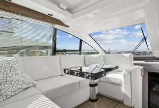 Thumbnail von Cruisers Yachts 50 Cantius