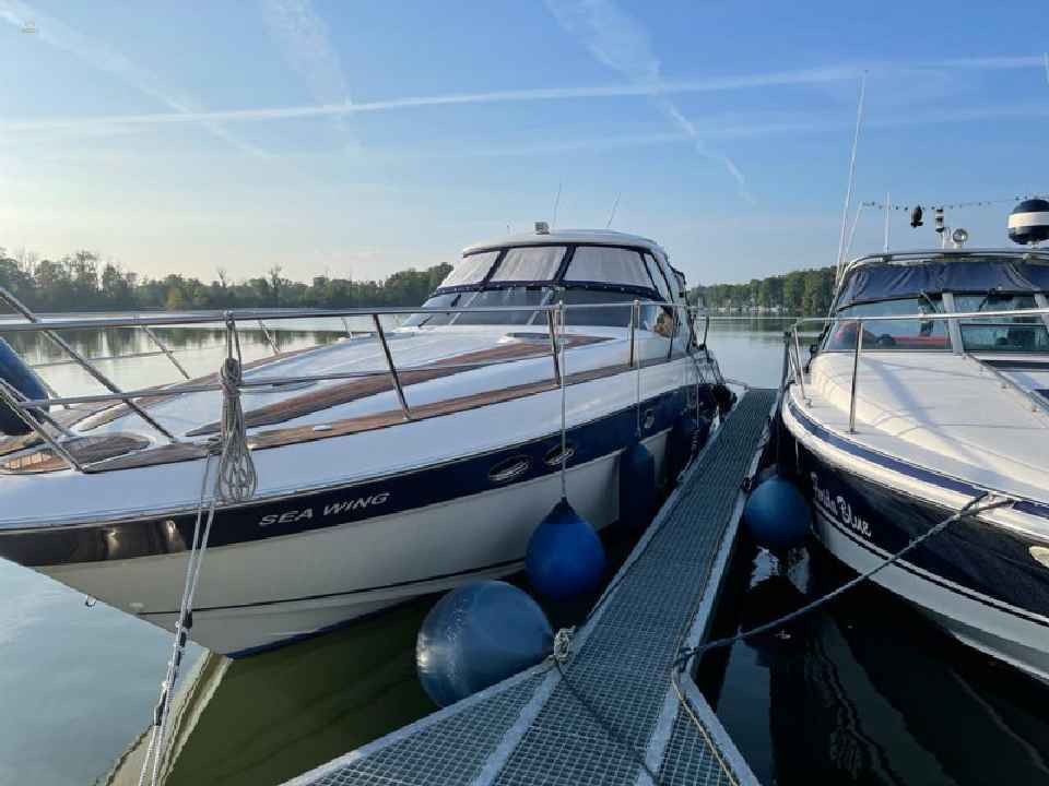 Bavaria (DE) Bavaria 380 Sporttop 