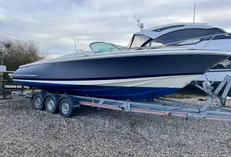 Chris-Craft 27 Corsair