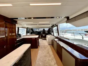 Thumbnail von Fairline Squadron 68