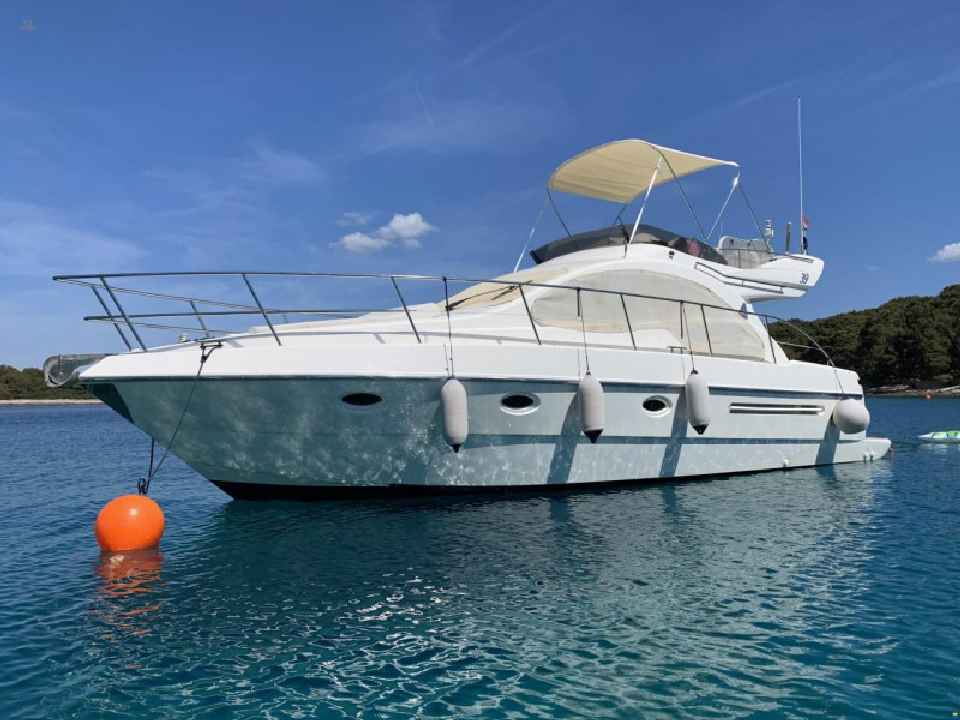 Azimut 39 Fly