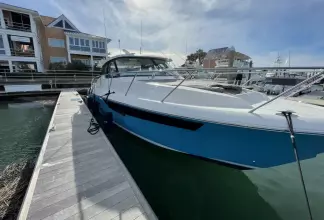 Thumbnail von Tiara Yachts 43LE SEADATED