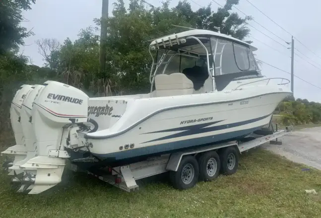 Hydra Sports 3300 VX