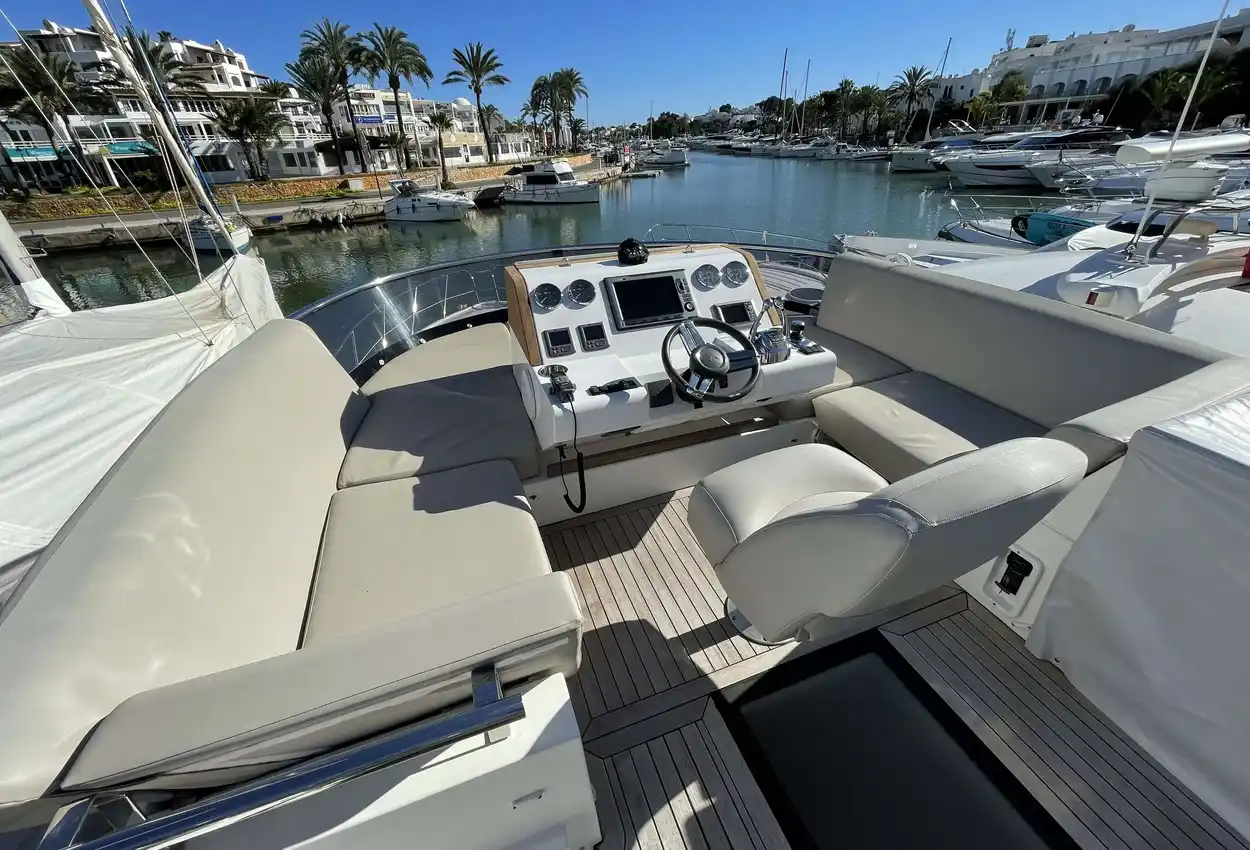 Thumbnail von Sealine F46 Danielanna