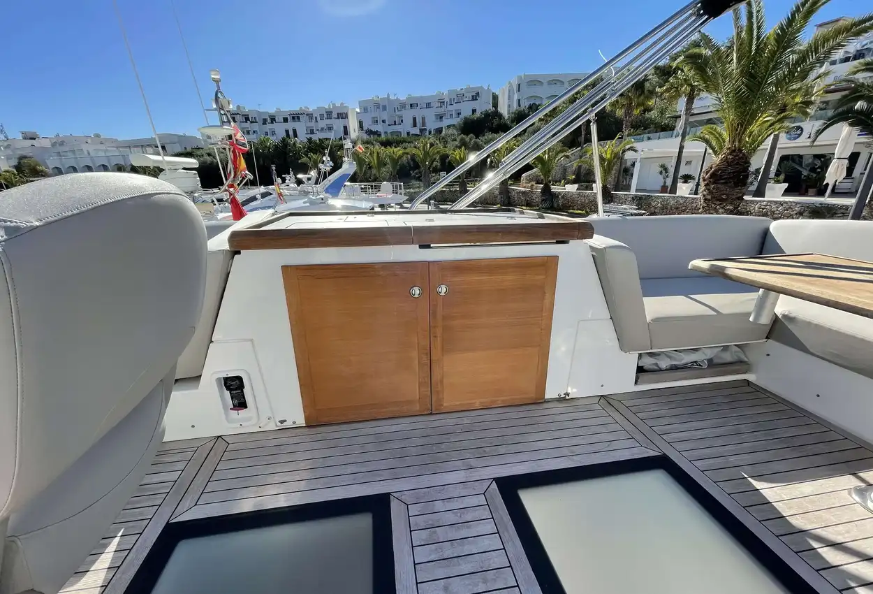 Thumbnail von Sealine F46 Danielanna