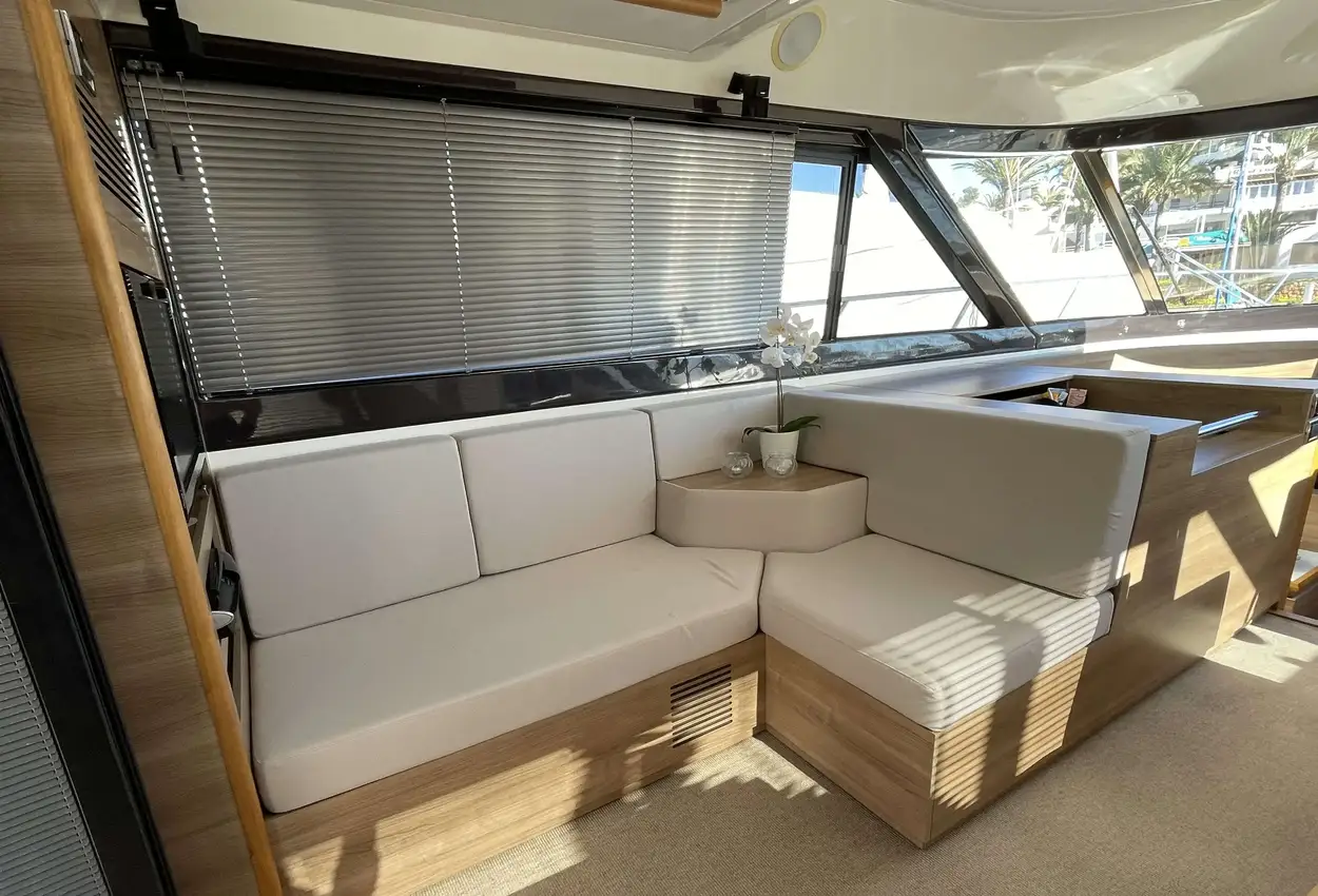 Thumbnail von Sealine F46 Danielanna