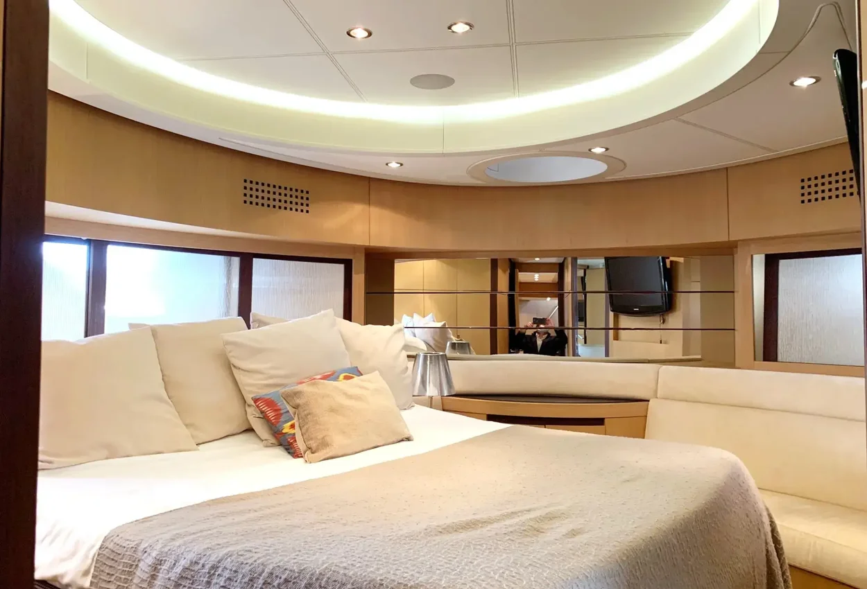 Thumbnail von Pershing 90