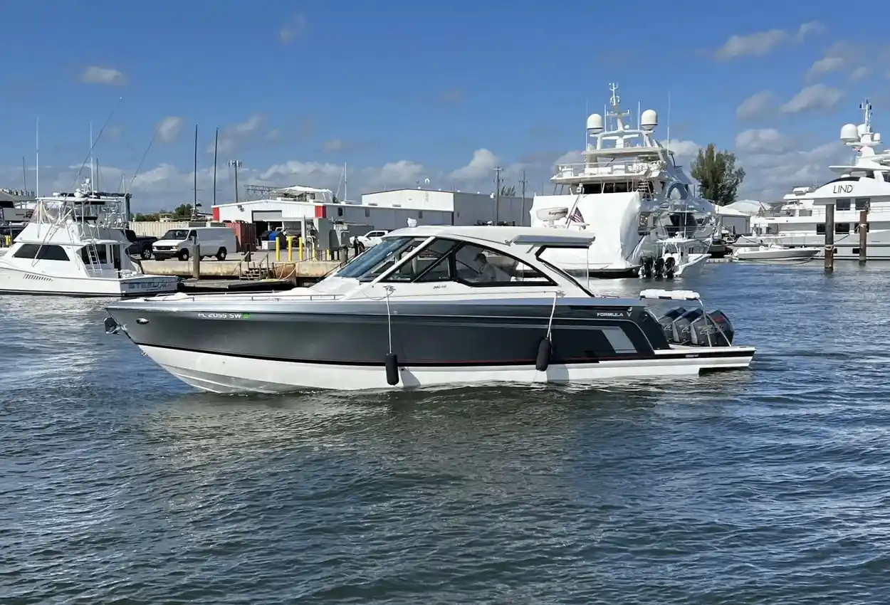 Thumbnail von Formula 380SSC