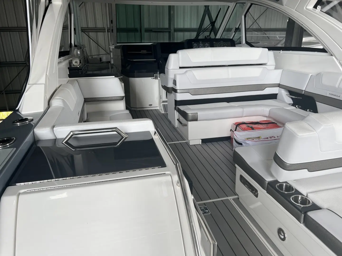 Thumbnail von Formula 380SSC