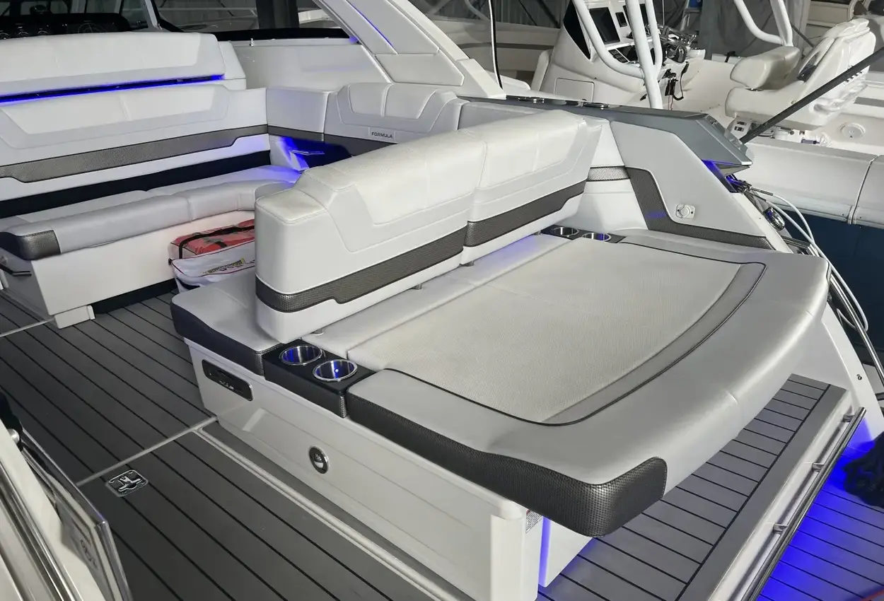 Thumbnail von Formula 380SSC