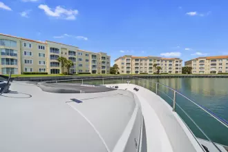 Thumbnail von Marquis 65 Off The Grid