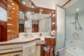 Thumbnail von Marquis 65 Off The Grid