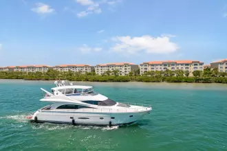 Thumbnail von Marquis 65 Off The Grid