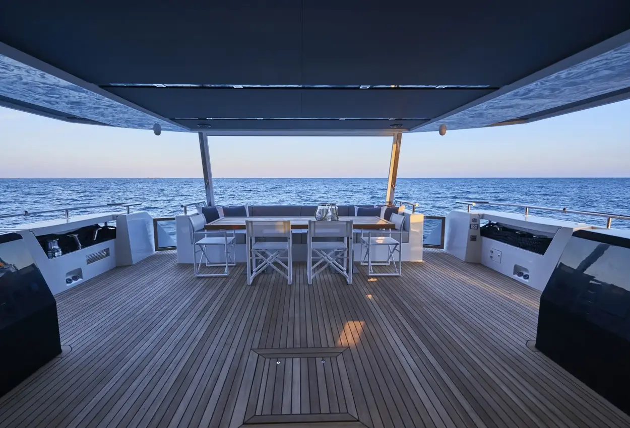 Thumbnail von Astondoa 100 Century