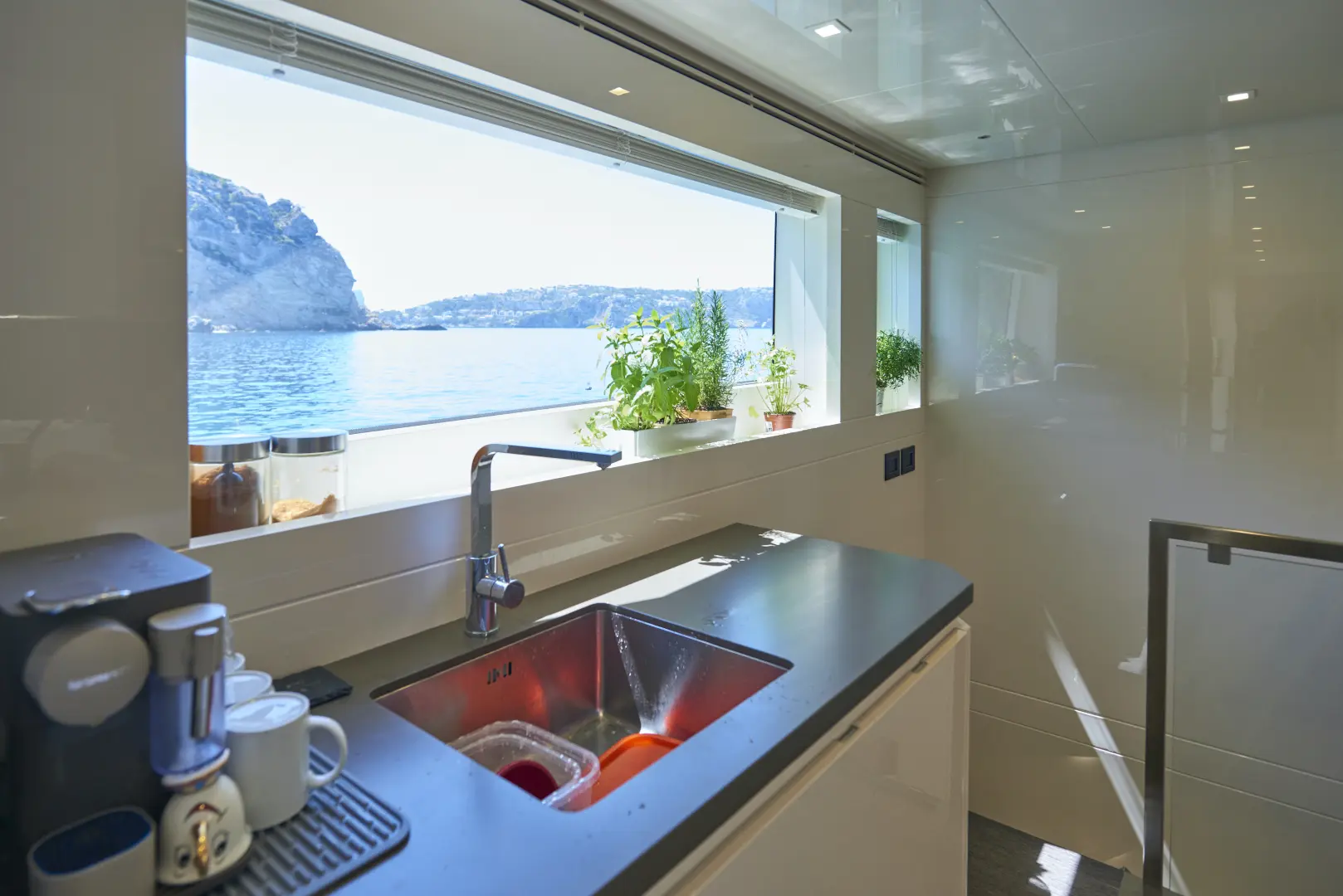 Thumbnail von Astondoa 110 Century