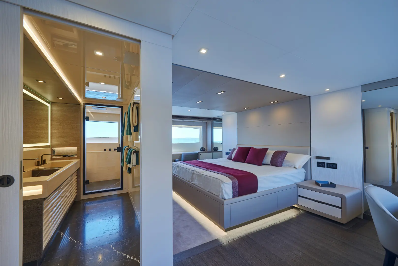 Thumbnail von Astondoa 110 Century