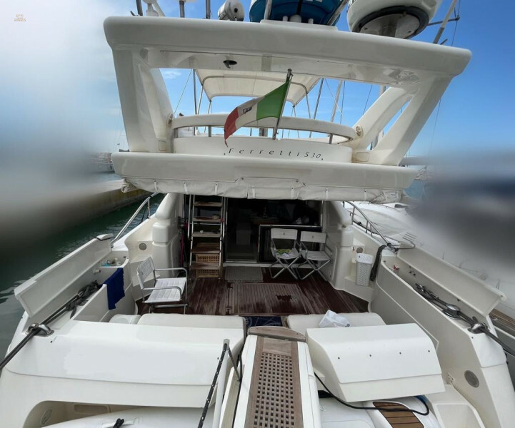 Thumbnail von Ferretti 530