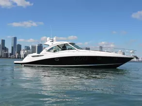 Sea Ray 48 Sundancer Title Wave